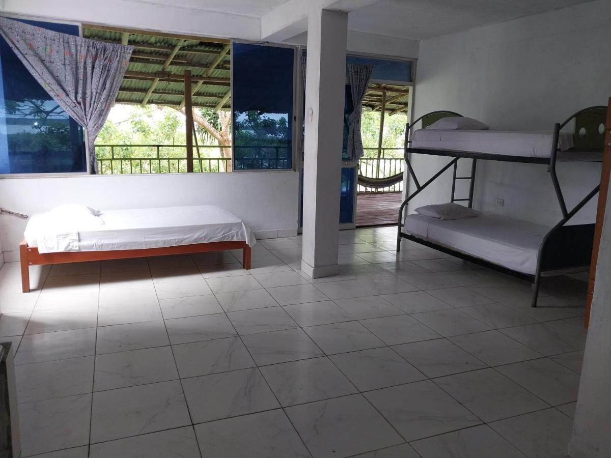 Amazon Breeze Hotel Икитос Стая снимка